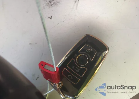 2009 BMW 750Li from USA, damaged, VIN WBAKB83589CY57488